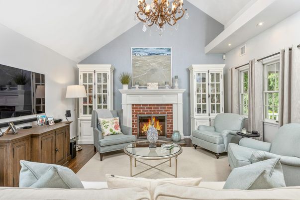Chandelier, Fireplace, Interior, Living room, Recessed Lighting, Wood Texture Flooring