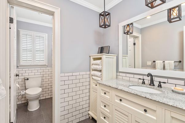 Bathroom, Interior, Recessed Lighting