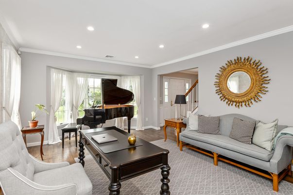 Interior, Living room, Piano, Recessed Lighting, Wood Texture Flooring