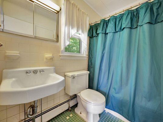 Bathroom, Interior