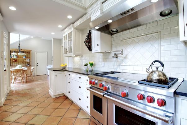 Dining room, Interior, Kitchen, Recessed Lighting, Stainless Steel Appliances