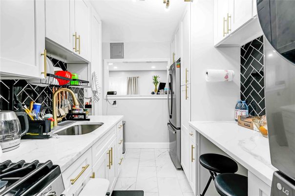 Interior, Kitchen, Marble, Recessed Lighting