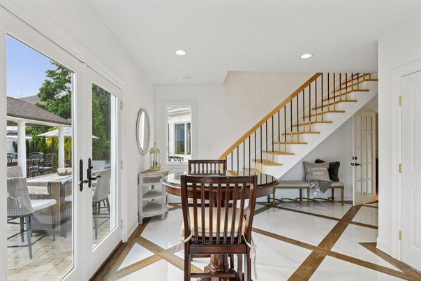 Interior, Recessed Lighting
