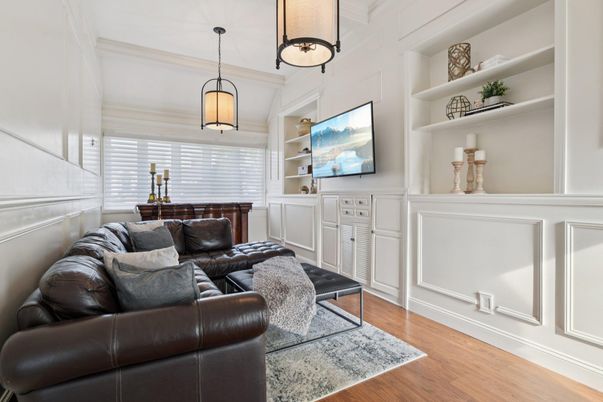 Interior, Living room, Pendant Lights, Wood Texture Flooring