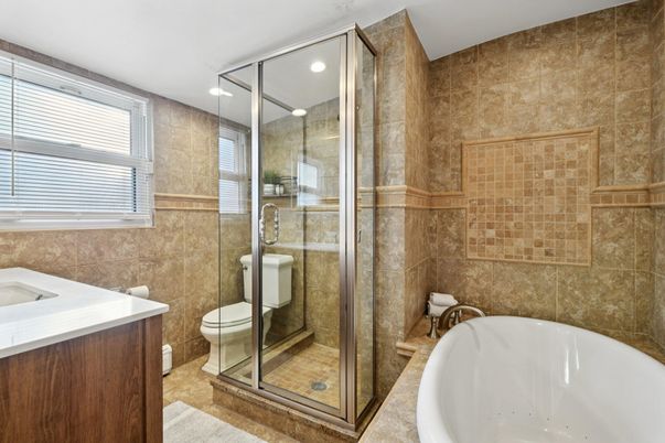 Bathroom, Free Standing Baths, Glass Shower, Interior, Recessed Lighting