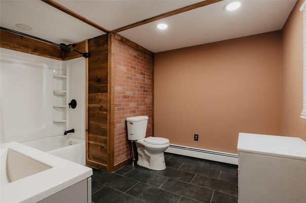 Bathroom, Interior, Recessed Lighting