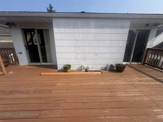 Exterior, Wood Texture Flooring
