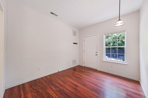 Empty room, Interior, Pendant Lights, Wood Texture Flooring