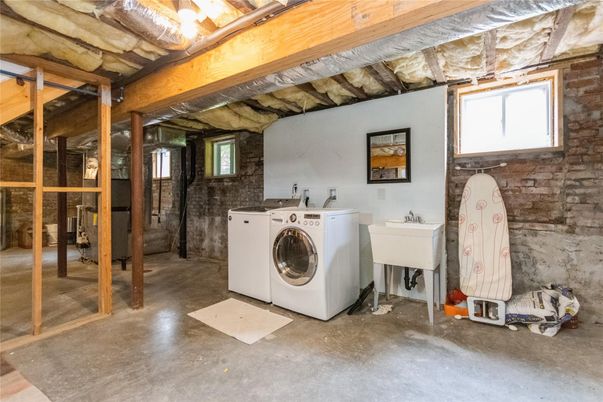 Interior, Stone Walls, Washer