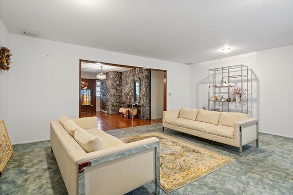 Chandelier, Dining room, Interior, Living room, Stone Walls, Wood Texture Flooring