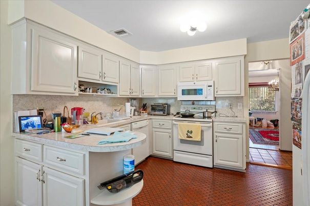 Chandelier, Interior, Kitchen, Tile Countertops