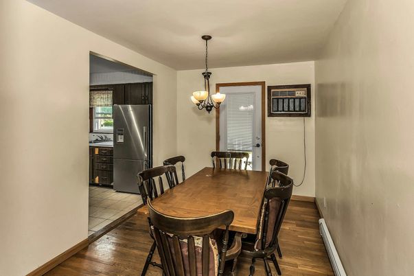 Chandelier, Dining room, Interior, Kitchen, Pendant Lights, Wood Texture Flooring