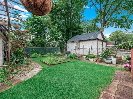 Backyard, Detached Garage, Exterior