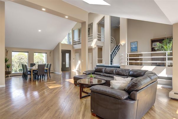 Dining room, Interior, Living room, Recessed Lighting, Wood Texture Flooring