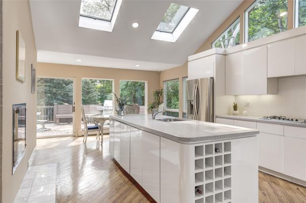 Dining room, Glass Ceilings, Interior, Kitchen, Recessed Lighting, Stainless Steel Appliances, Wood Texture Flooring