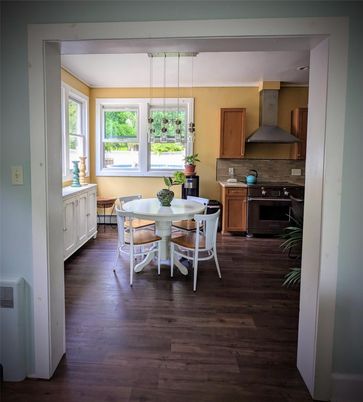 Dining room, Interior, Kitchen, Pendant Lights, Wood Texture Flooring