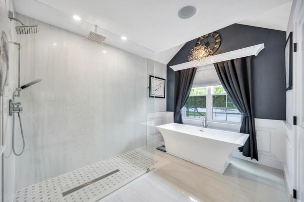 Bathroom, Free Standing Baths, Interior, Recessed Lighting