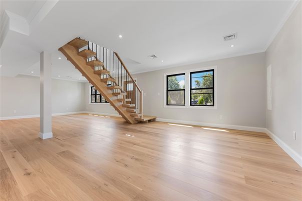 Empty room, Interior, Recessed Lighting, Wood Texture Flooring