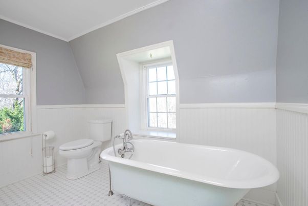 Bathroom, Free Standing Baths, Interior