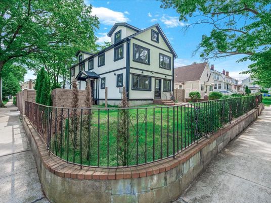 Backyard, Exterior, Facade, Tudor Revival