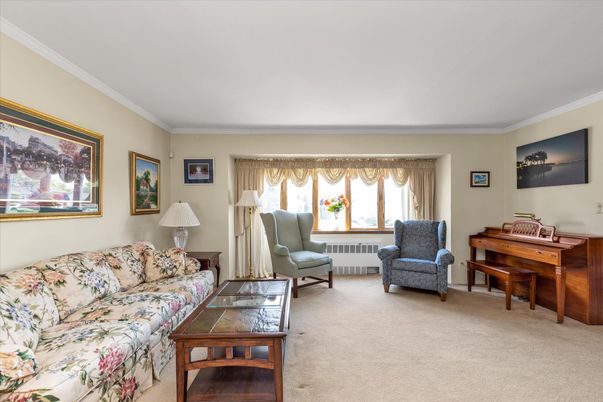 Interior, Living room, Piano
