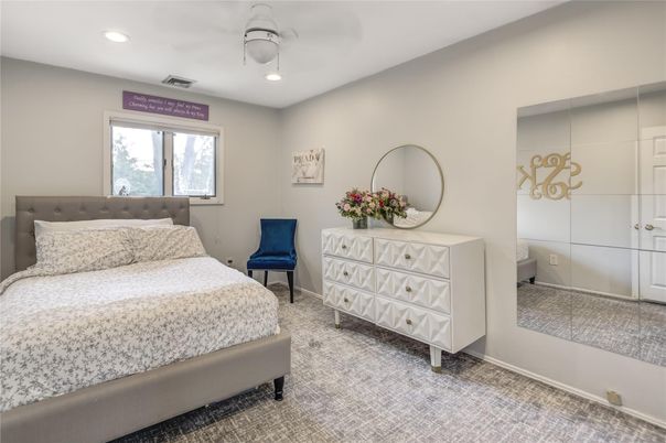 Bedroom, Interior, Recessed Lighting