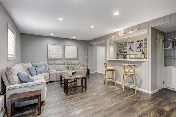 Interior, Living room, Recessed Lighting, Wood Texture Flooring