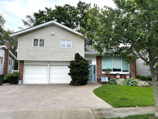 Attached, Exterior, Facade, Brick Facade, Split Level