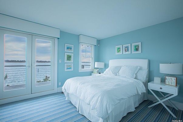 Bedroom, Interior, Water