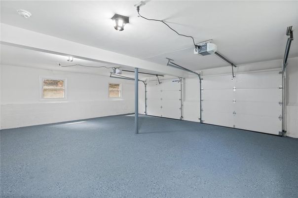 Garage, Interior