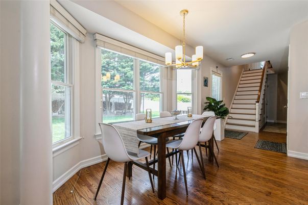 Chandelier, Dining room, Interior, Recessed Lighting, Wood Texture Flooring