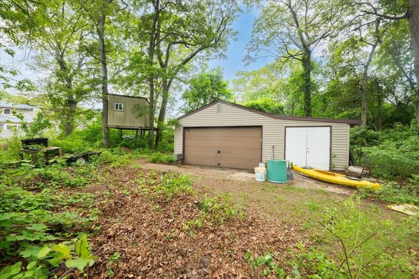 Backyard, Detached Garage, Exterior