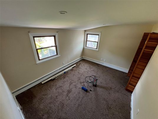 Empty room, Fitness Equipment, Interior, Recessed Lighting