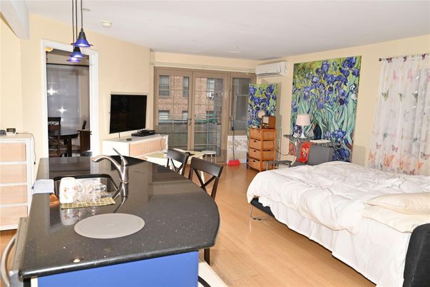 Bedroom, Dining room, Interior, Pendant Lights, Wood Texture Flooring