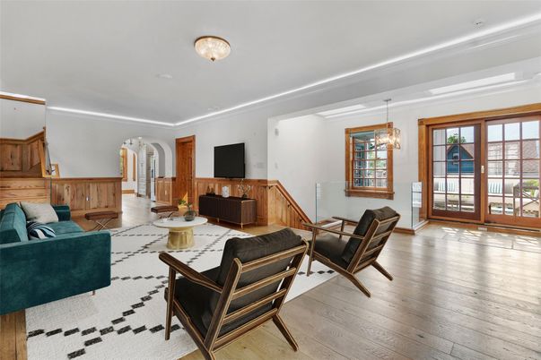 Interior, Living room, Pendant Lights, Wood Texture Flooring