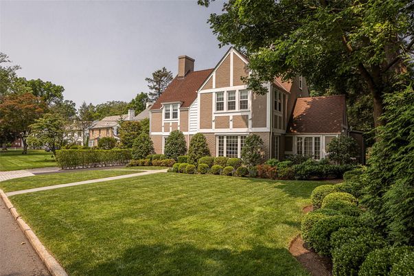 Backyard, Exterior, Facade, Tudor Revival