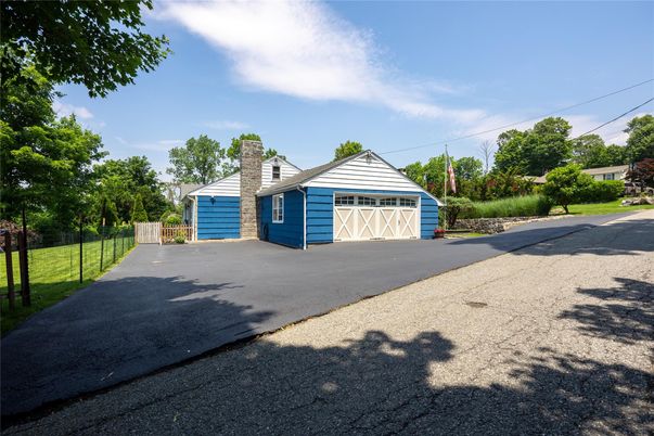 Backyard, Detached Garage, Exterior