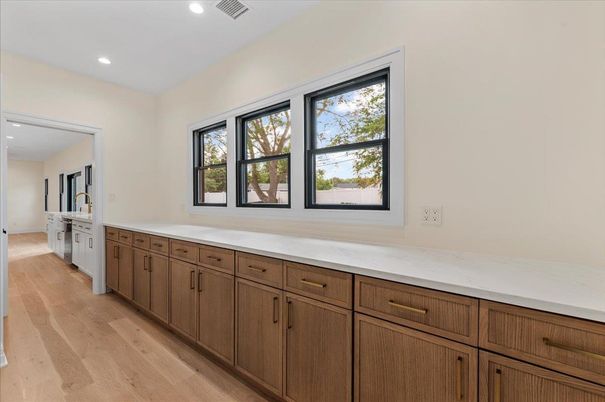 Interior, Recessed Lighting, Wood Texture Flooring