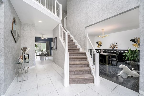 Dining room, Interior, Recessed Lighting
