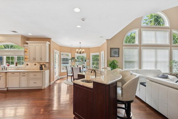 Chandelier, Dining room, Interior, Kitchen, Living room, Recessed Lighting, Wood Texture Flooring