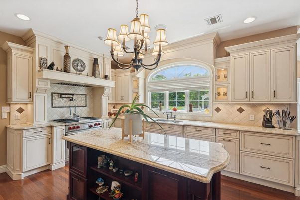 Chandelier, Interior, Kitchen, Recessed Lighting, Wood Texture Flooring