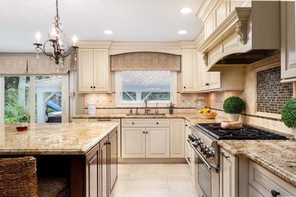 Chandelier, Interior, Kitchen, Pendant Lights, Recessed Lighting, Stainless Steel Appliances