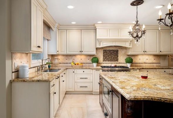Chandelier, Interior, Kitchen, Recessed Lighting, Stainless Steel Appliances