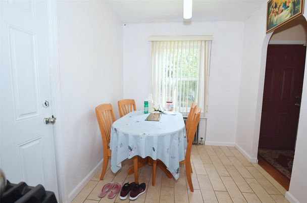 Dining room, Interior
