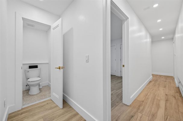 Bathroom, Interior, Recessed Lighting, Wood Texture Flooring