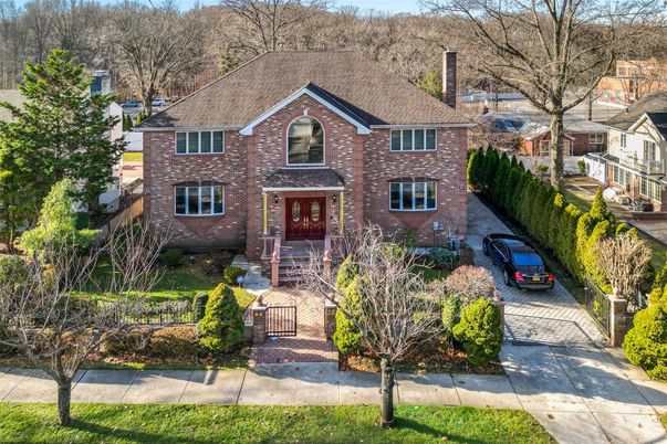 Exterior, Facade, Brick Facade, French Provincial