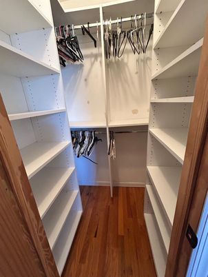 Interior, Walk-in Closets, Wood Texture Flooring