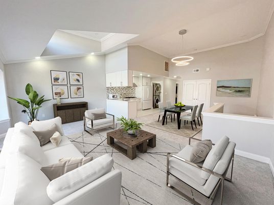 Dining room, Interior, Kitchen, Living room, Pendant Lights, Recessed Lighting, Stainless Steel Appliances