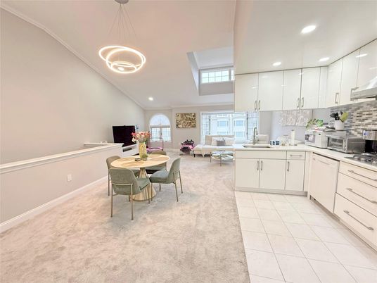 Dining room, Interior, Kitchen, Living room, Pendant Lights, Recessed Lighting