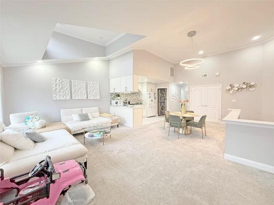 Dining room, Interior, Kitchen, Living room, Pendant Lights, Recessed Lighting